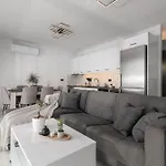 Sunwhite - Private Pool & Cozy Atmosphere, By Zantewize Villa Laganas
