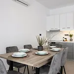 Sunwhite - Private Pool & Cozy Atmosphere, By Zantewize