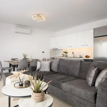 빌라 Sunwhite - Private Pool & Cozy Atmosphere, By Zantewize 라가나스