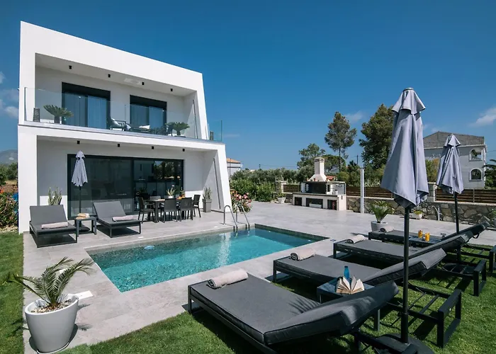 Sunwhite - Private Pool & Cozy Atmosphere, By Zantewize Laganas