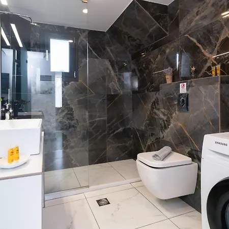 ヴィラ Sunwhite - Private Pool & Cozy Atmosphere, By Zantewize *