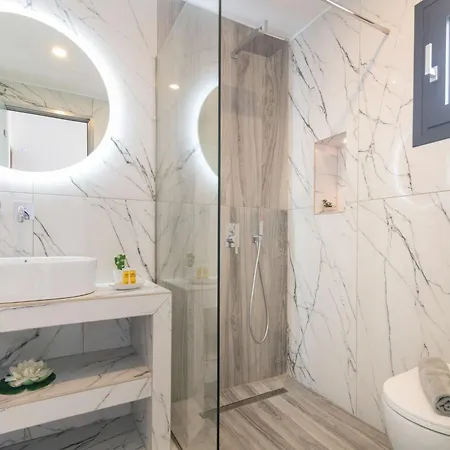 Sunwhite - Private Pool & Cozy Atmosphere, By Zantewize * ラガナス