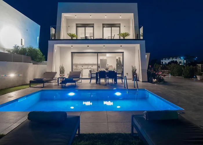 Villa Sunwhite - Private Pool & Cozy Atmosphere, By Zantewize